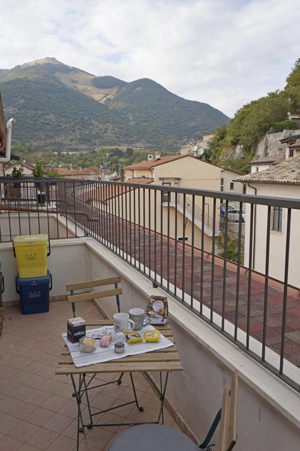 Casa Vacanze Donna Lucia Castel Di Sangro Dış mekan fotoğraf