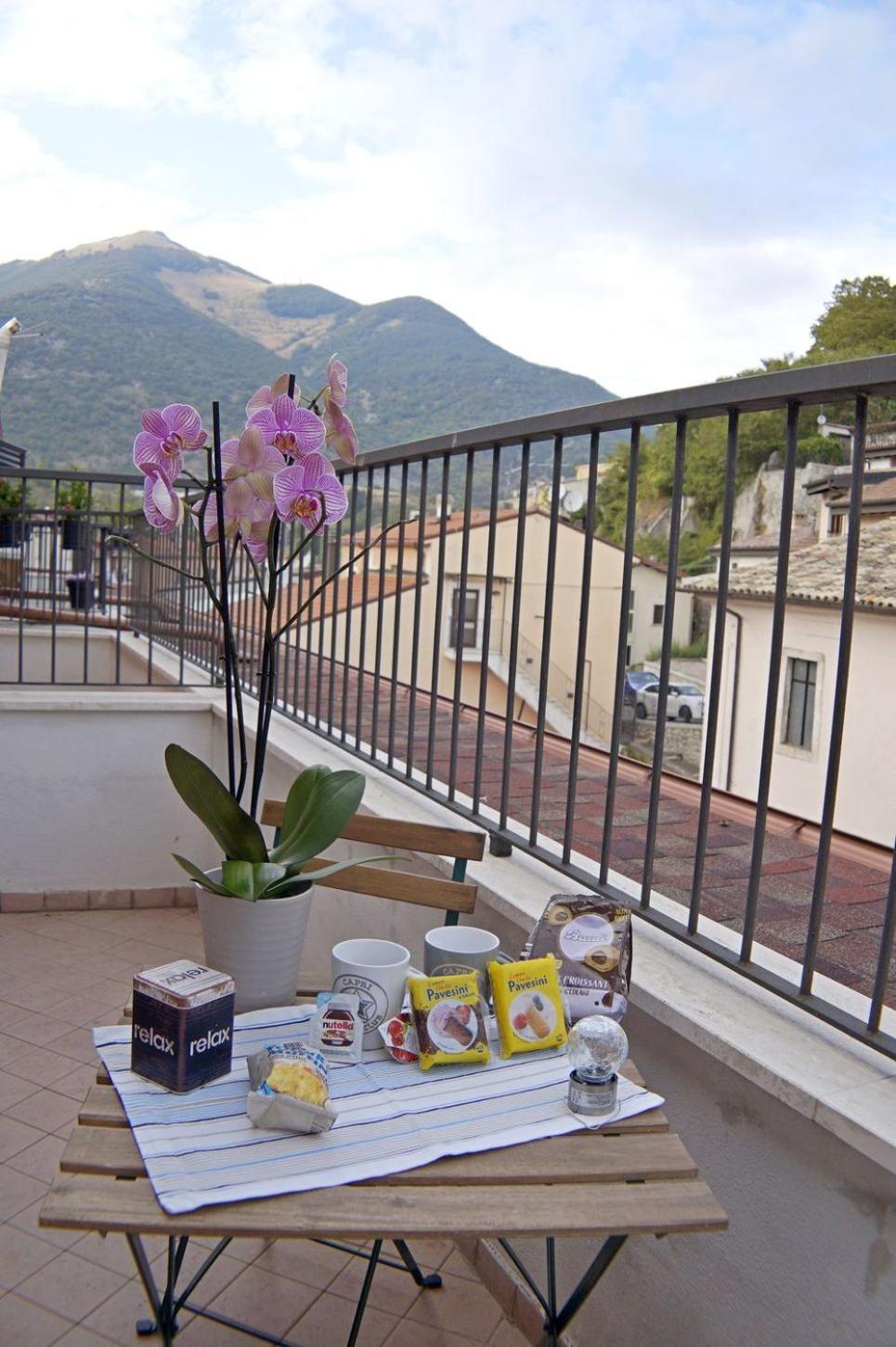 Casa Vacanze Donna Lucia Castel Di Sangro Dış mekan fotoğraf